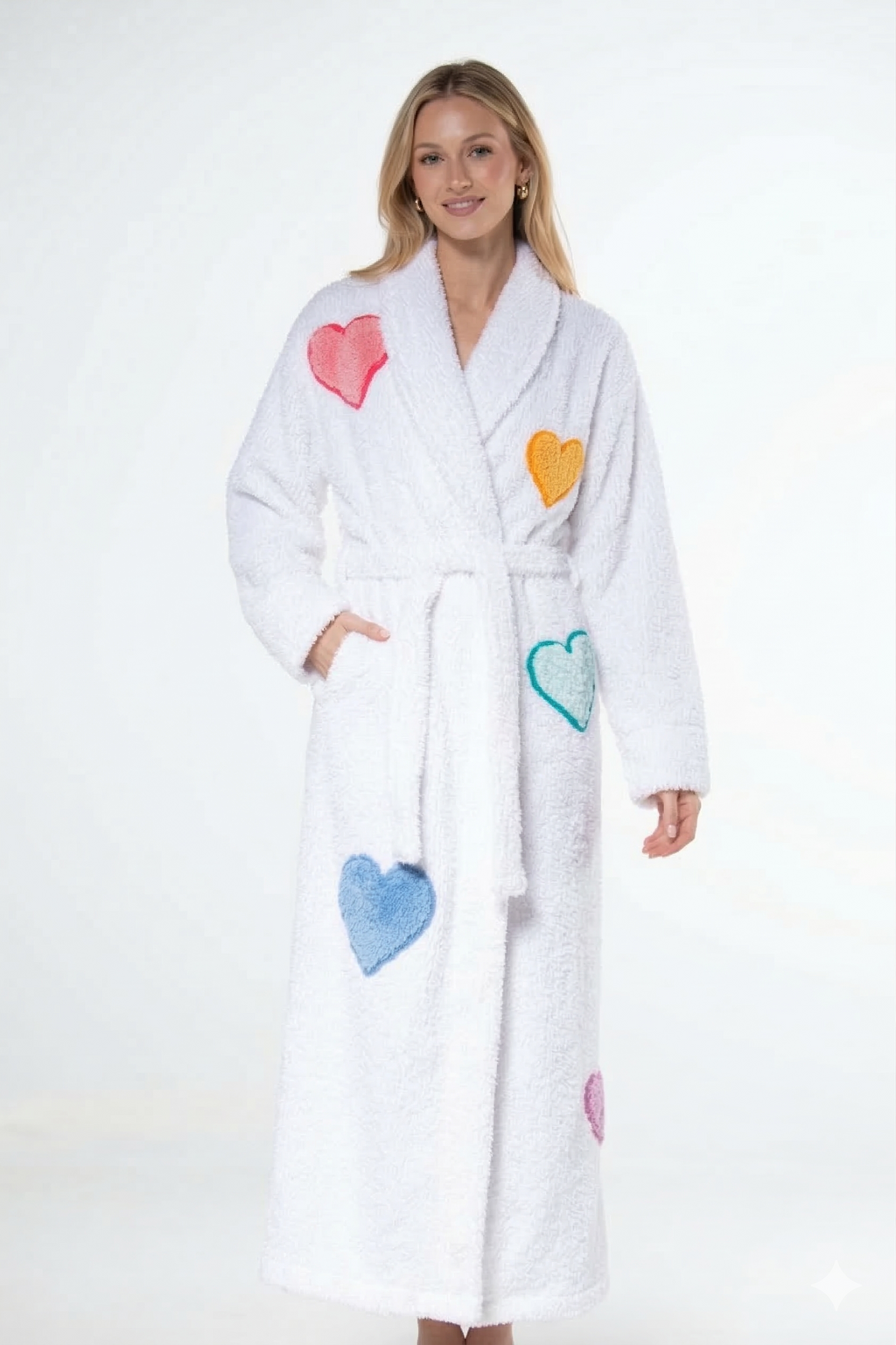 Heavenly “Hot Hearts” chenille bathrobe in white